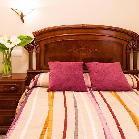 Apartamentos Cotiello リャネス 部屋 写真