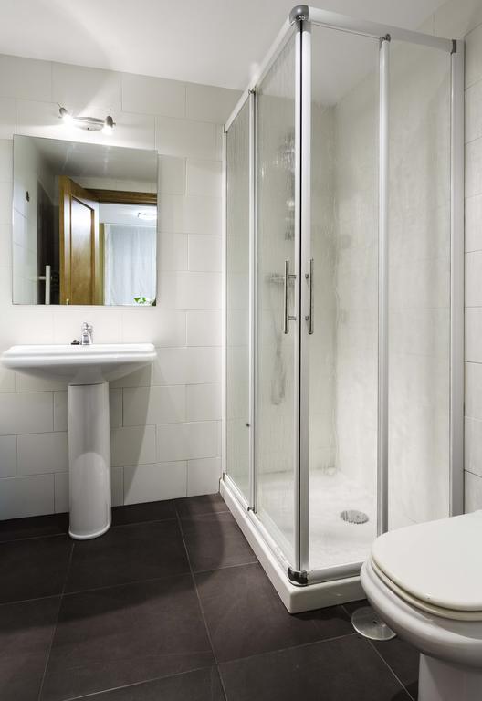 Apartamentos Cotiello リャネス エクステリア 写真