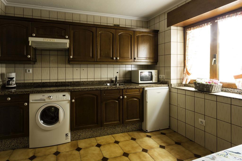 Apartamentos Cotiello リャネス エクステリア 写真